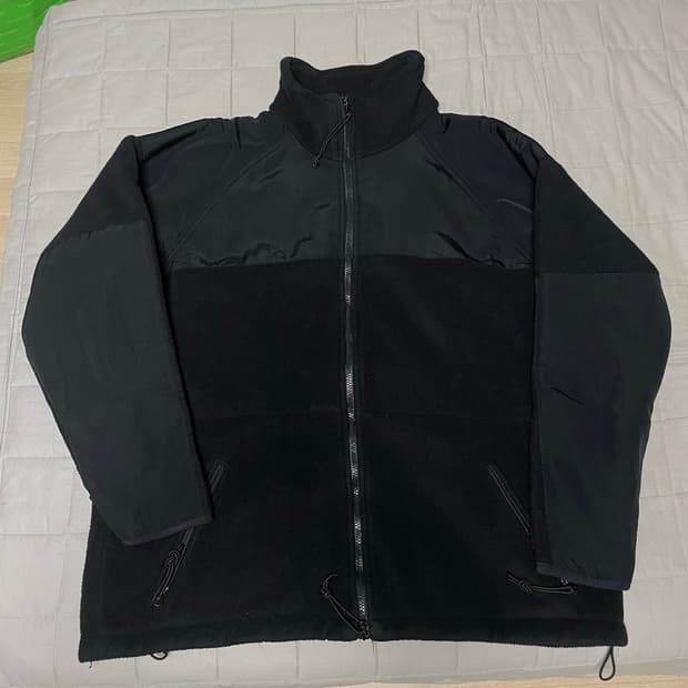 [L] 미군 오리지널 폴라텍 300 보급 블랙 후리스 ECWCS