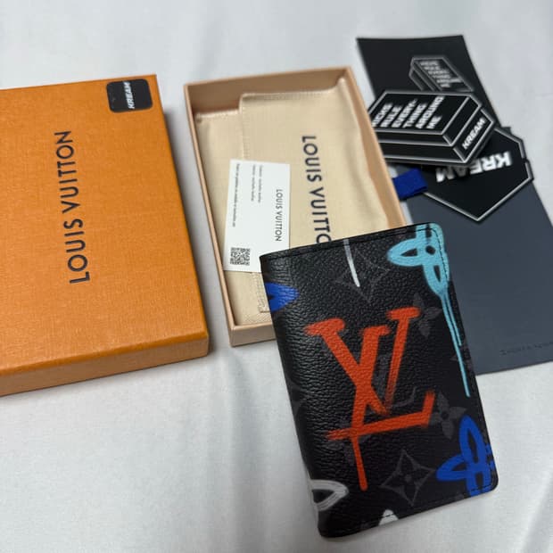 루이비통 멀티컬러 라이츠 오거나이저