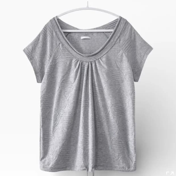 내츄럴 도트 루즈 탑 그레이