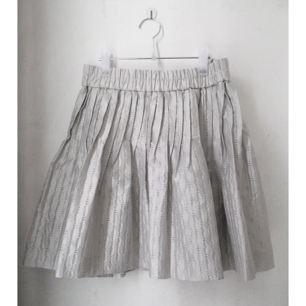 emporio armani silver pintuck skirt