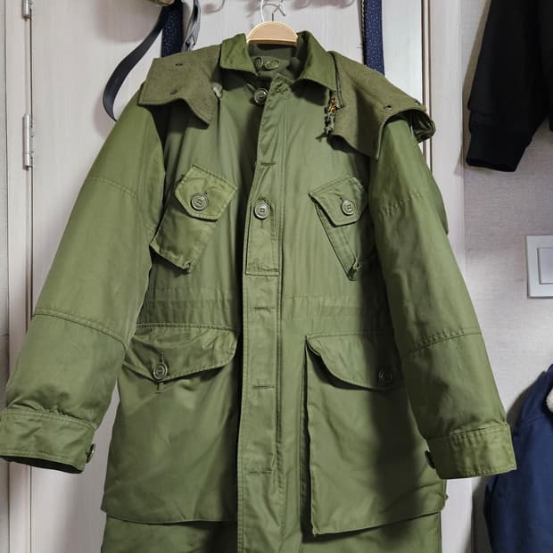 캐나다군 iecs 콜드웨더 파카 미디엄 레귤러