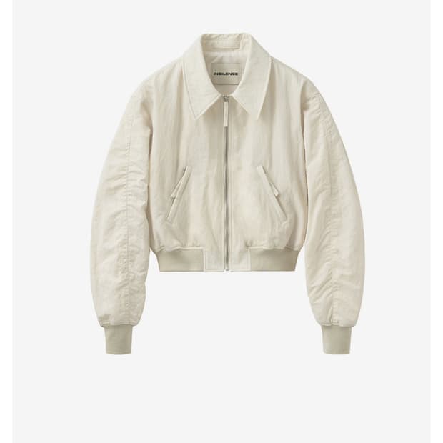 여성 S) 인사일런스 셔링 크롭 봄버 나일론 컴포템프 자켓 크림