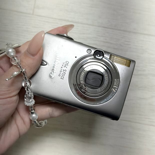 CANON 캐논 익서스 750 익시 700 실버 디카 디지털카메라