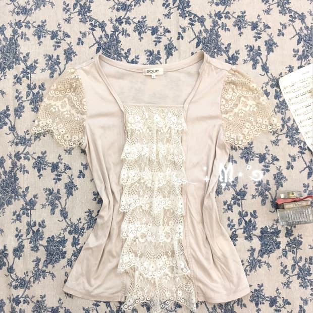 jpn vintage beige frill lace t shirt