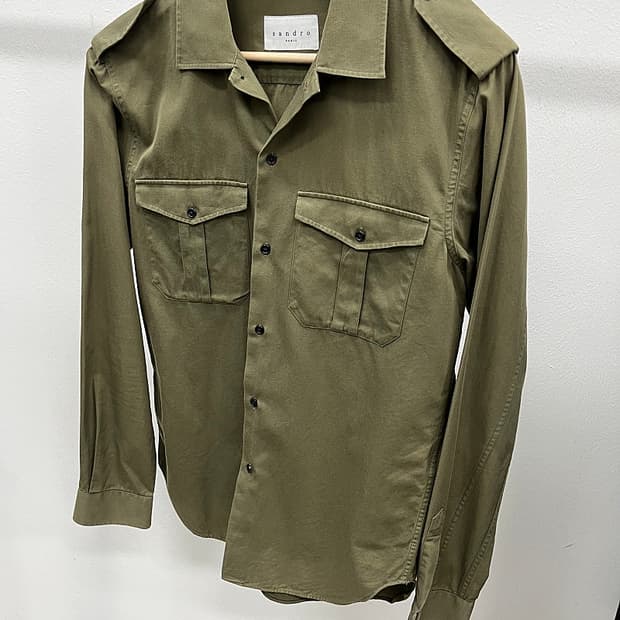95-100) 산드로 카키 견장셔츠