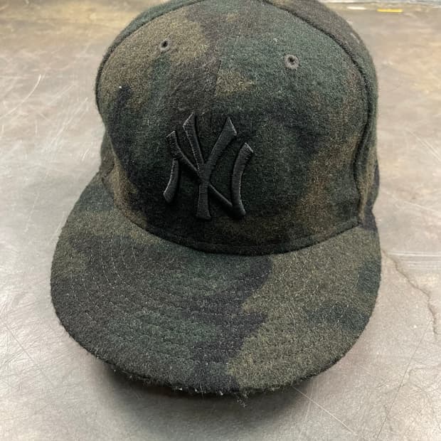 뉴에라 양키스 카모 울 캡