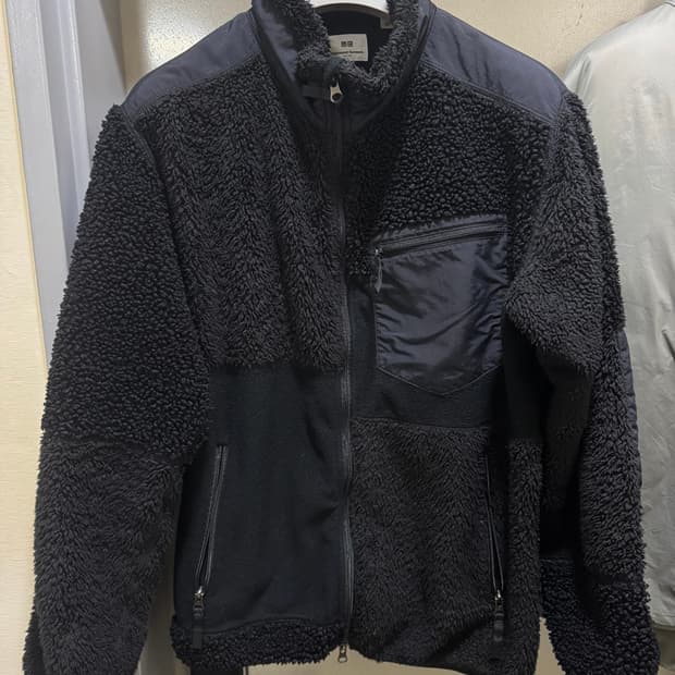 [L] 유니클로 엔지니어드가먼츠 후리스 블랙