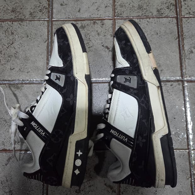 루이비통 스니커즈 285