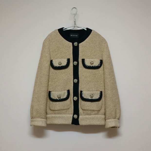마인 MINE 이탈리아 낙타모 큐빅버튼 도톰 가디건