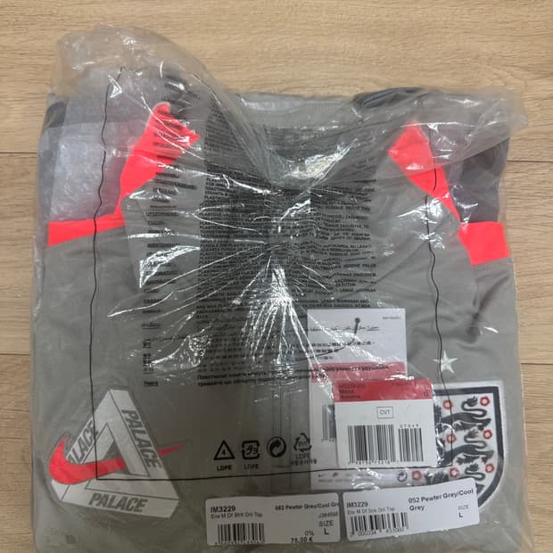 팔라스 x 나이키 잉글랜드 드라이핏 스트라이크 드릴 탑 퓨터 그레이 쿨 