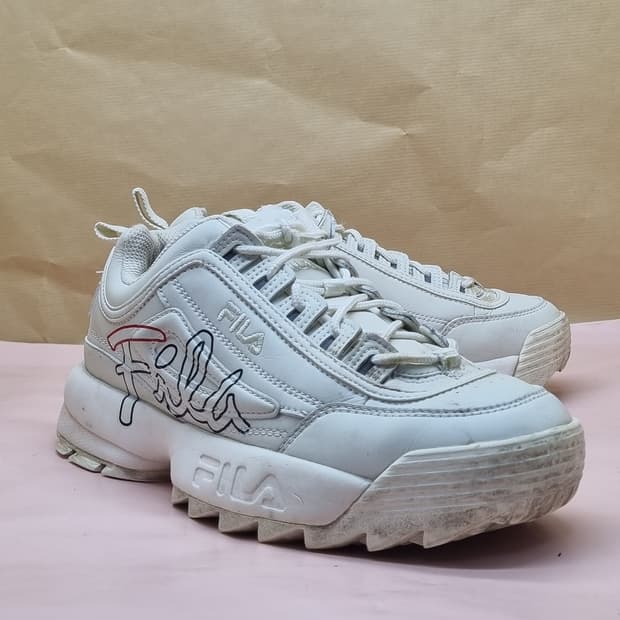 휠라 디스럽터2 스크립트 운동화 245