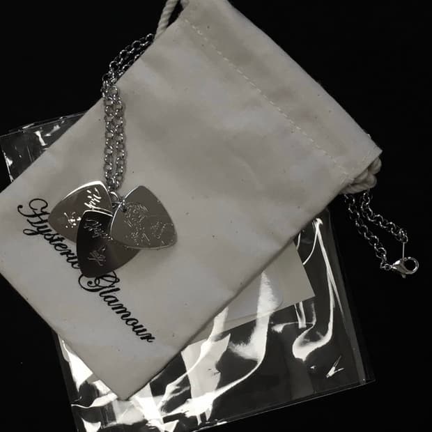 히스테릭 글래머 기타 피크 목걸이