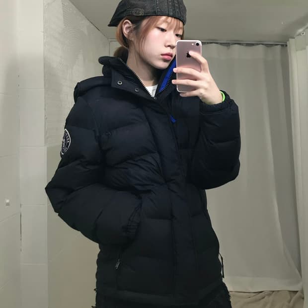 아베크롬비 다크 네이비 푸퍼 패딩