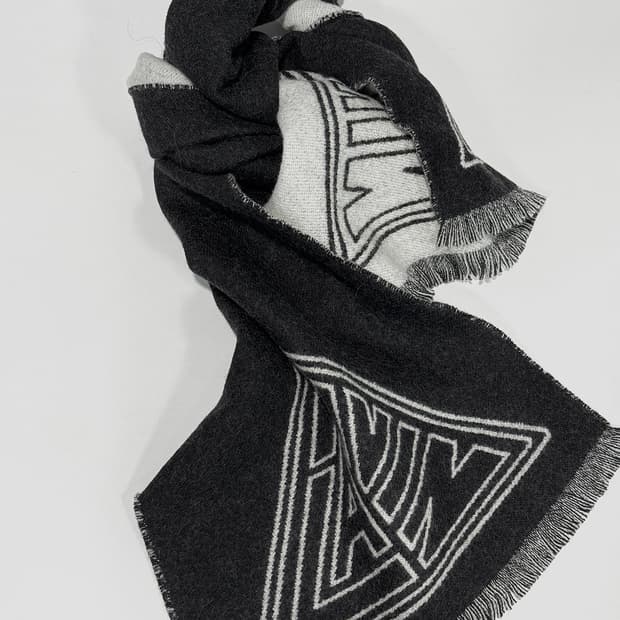 랑방파리 자카드 로고 투톤 울 머플러