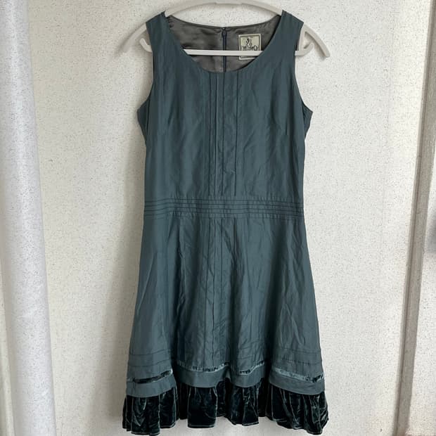 실크 빈티지 슬리브리스 원피스