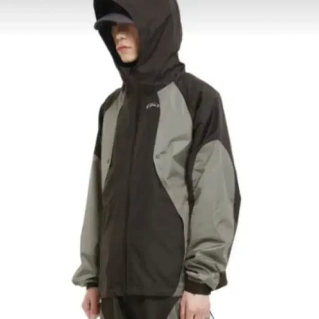 아트오브필드 바람막이 카키 1사이즈    지초이 미스치프 코이세이오