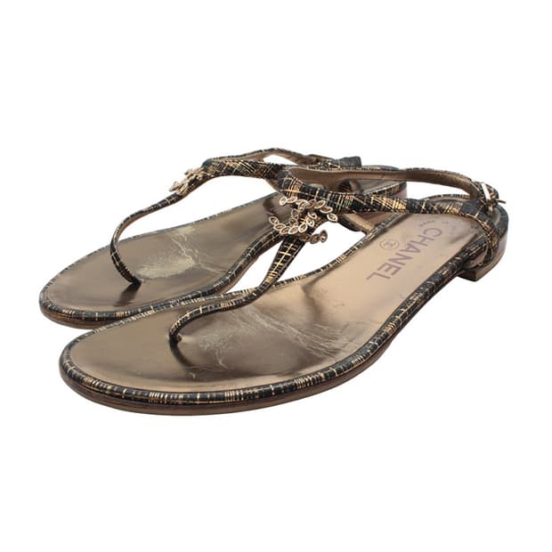 샤넬 투톤체크 조리 샌들 35반 C