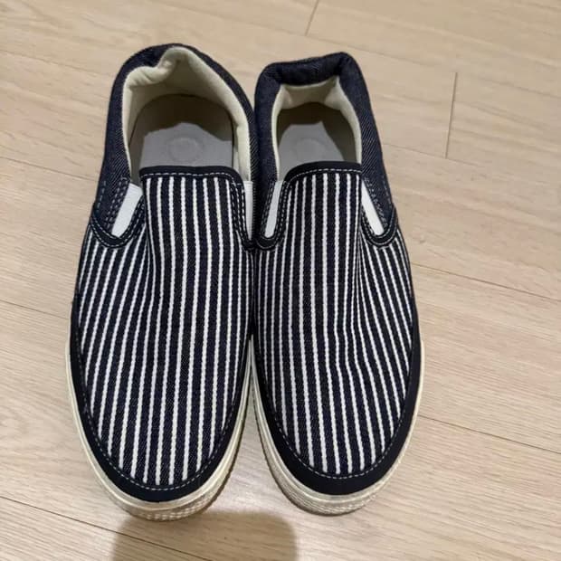 무인양품 슬립온 240사이즈