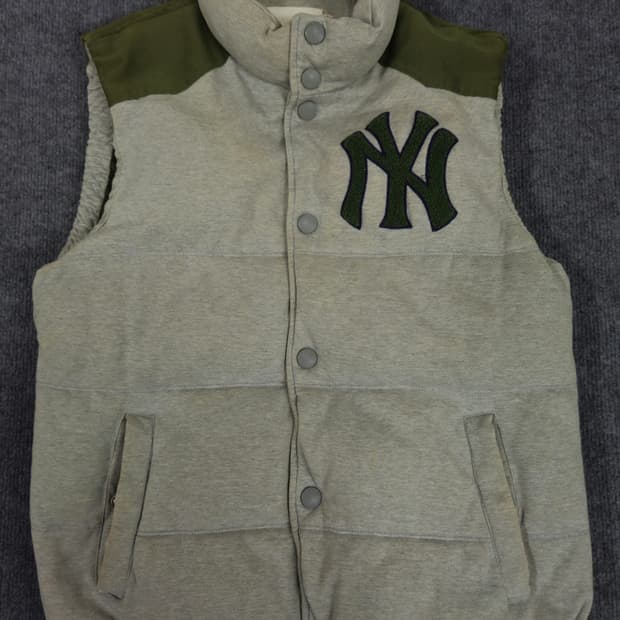 MLB 양키스 패딩 조끼(급처)