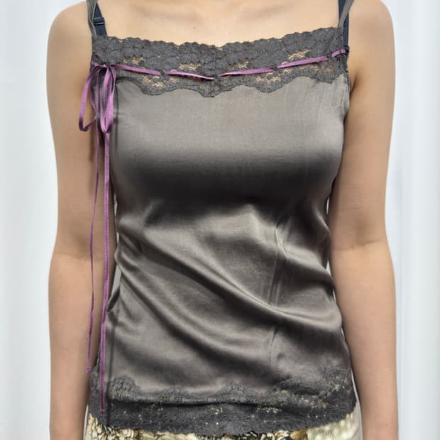 lace sleeveless