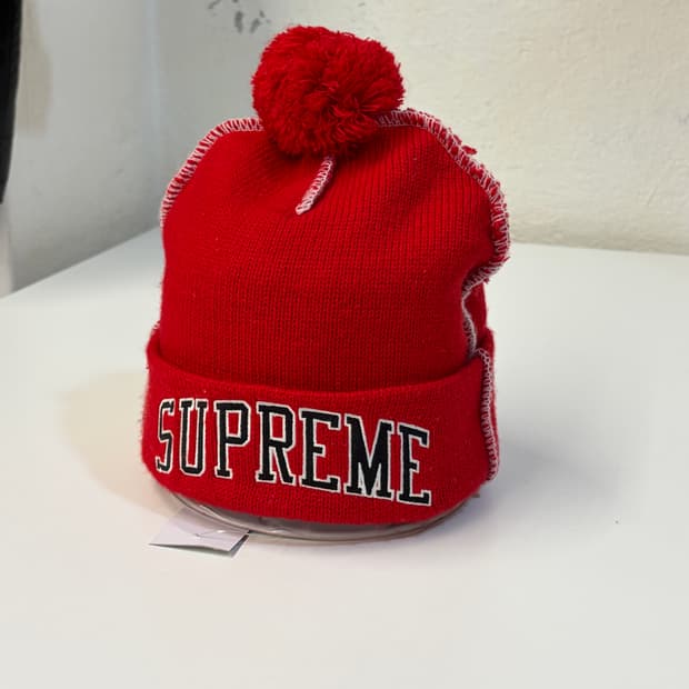 슈프림 폼폼 방울비니