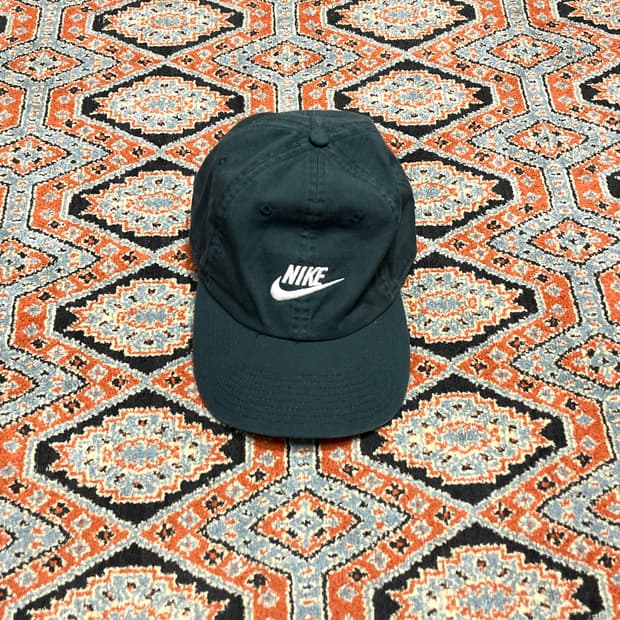 나이키 스펠로고 딥그린 볼캡 모자 FREE