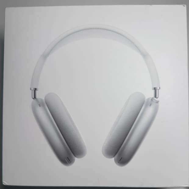 에어팟 맥스 실버 라이트닝