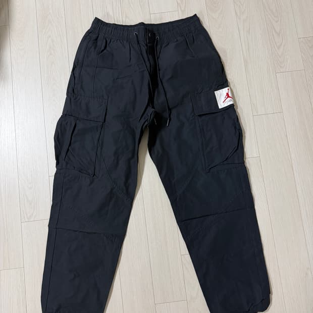 나이키 조던 스탠다드핏 트레이닝바지 L사이즈