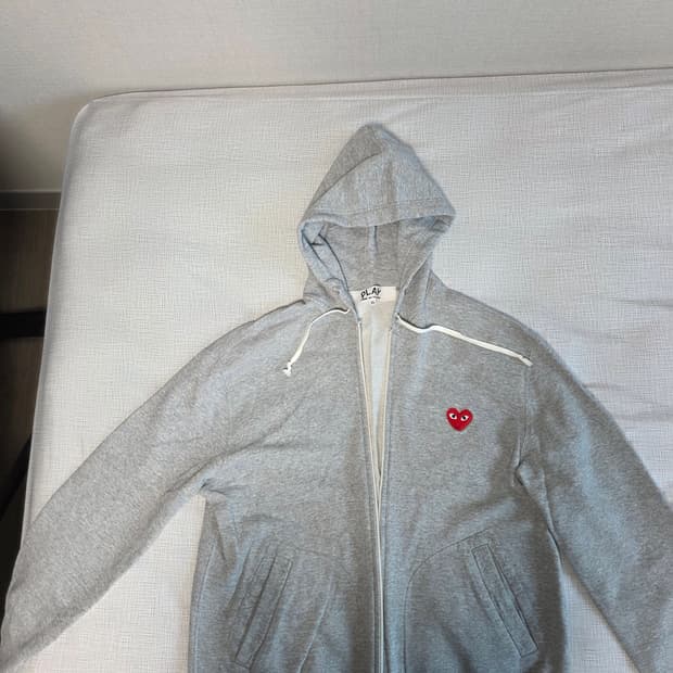 꼼데가르송 후드집업 xl