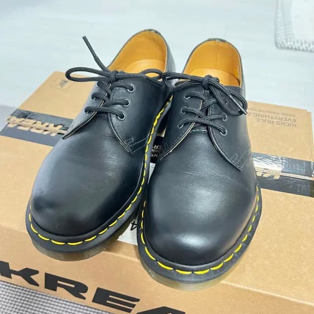 닥터마틴 1461 블랙 37사이즈