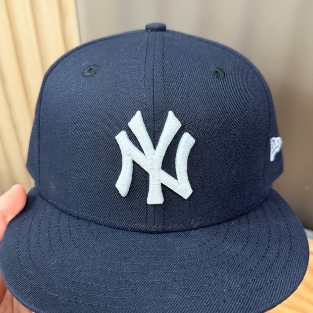 뉴에라 MLB 어센틱 뉴욕 양키스 피티드캡 게임 네이비