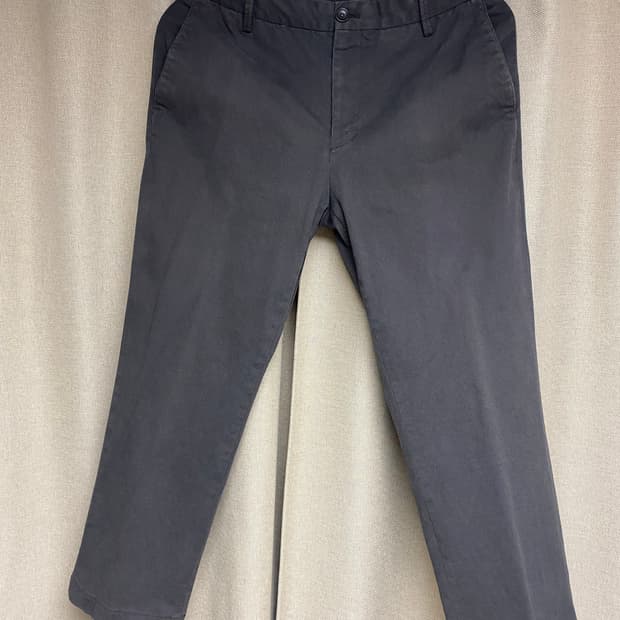 [78] 헤지스 스트레이트핏 치노 팬츠 차콜