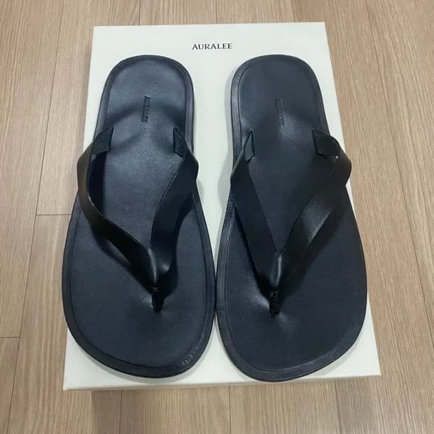 오라리 쪼리 레더 플립플랍 41.5size 새상품