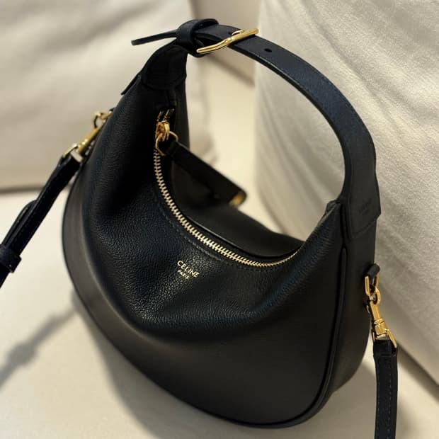 셀린느 룰루백 틴 블랙 (새상품)