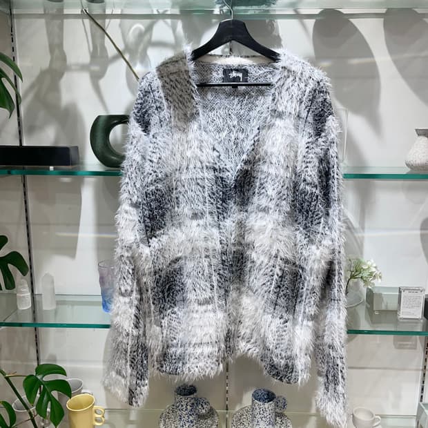 스투시 hairy plaid cardigan