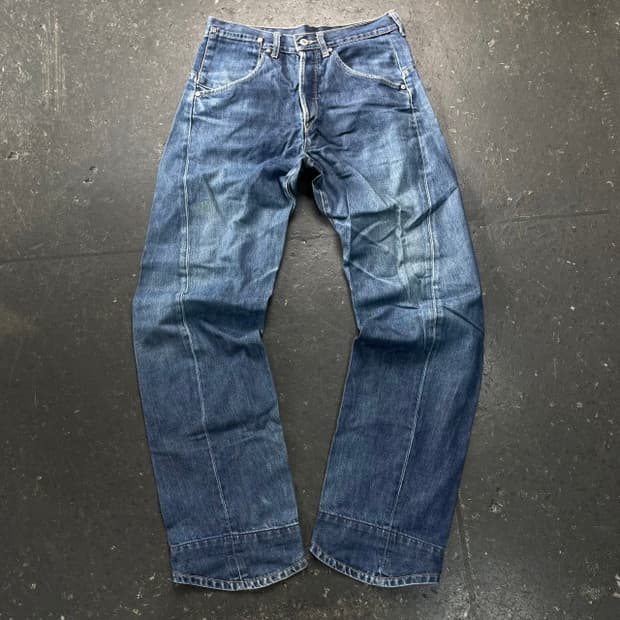 31 리바이스 엔지니어드 데님팬츠