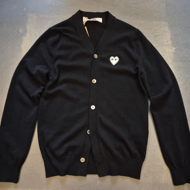 꼼데가르송 하트와펜 가디건