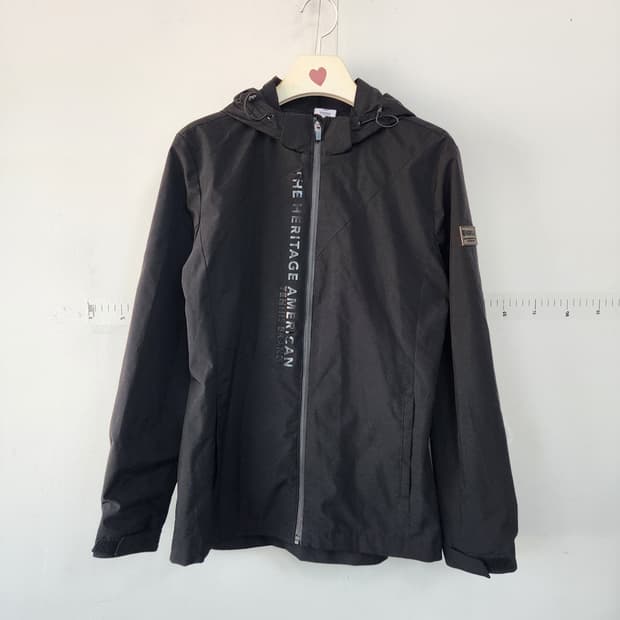 k스위스 블랙 후드 바람막이 점퍼