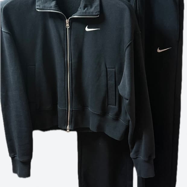 나이키 스우시 트레이닝세트