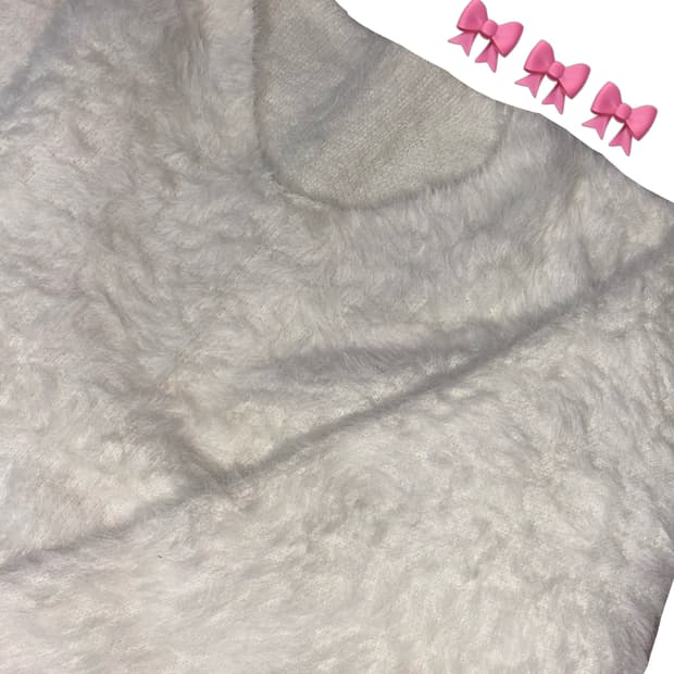 y2k 크림 아이보리 앙고라 크롭 브이넥 니트