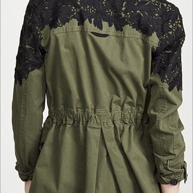 SEA NEW YORK 플라워 아플리케 밀리터리 자켓 S사이즈