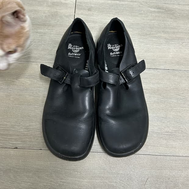 닥터마틴 로퍼