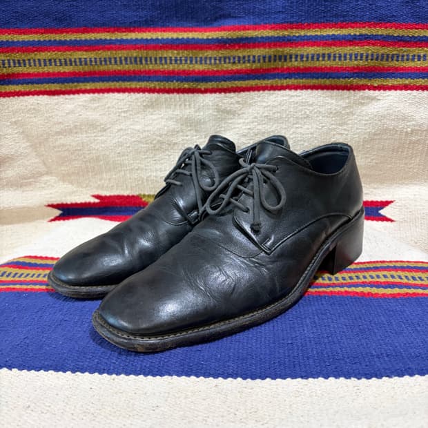 알프레도 바니스터 스퀘어 토 롱힐 더비 슈즈