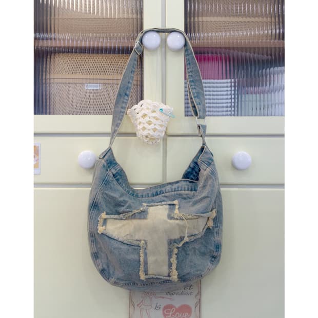 우편함 패치 데님 크로스백