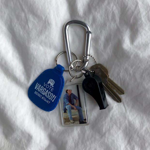 🎁Someone's Keyring #325