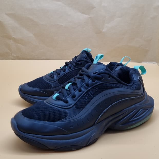 휠라 피봇 여성운동화240 