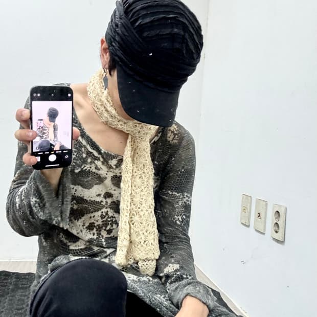 “Vintage” Yellow Short Scarf