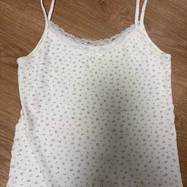 브랜디멜빌 슬리브리스