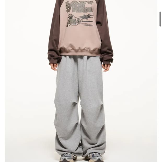 더콜디스트모먼트 two tuck sweat pants