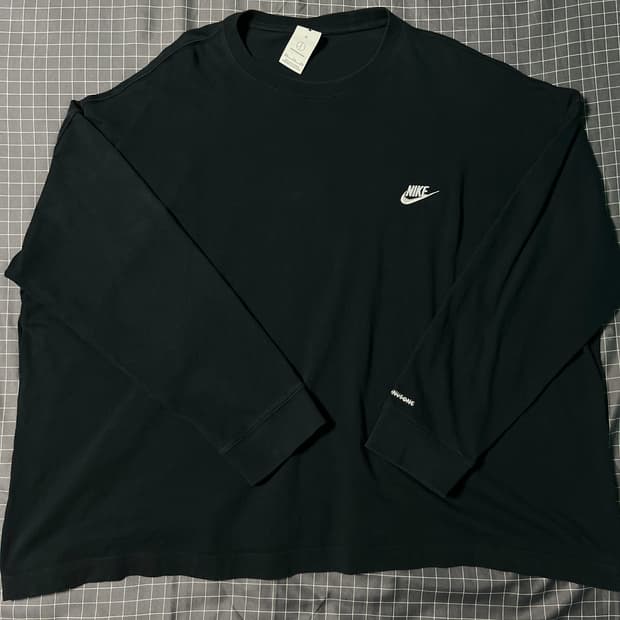 나이키 피스마이너원 긴팔